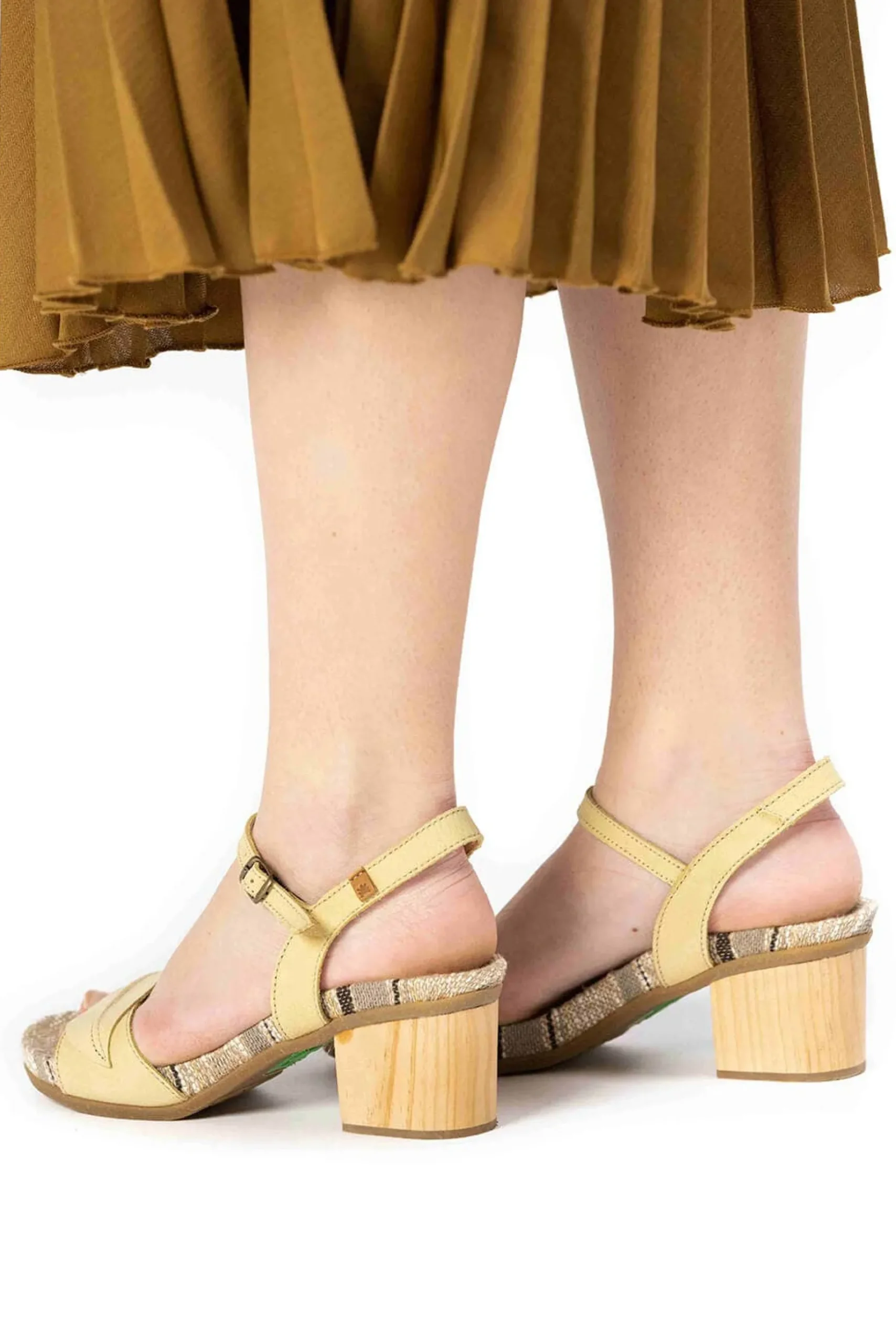 Women El Naturalista Sandals|Sandals With Heel|5561 DEBA