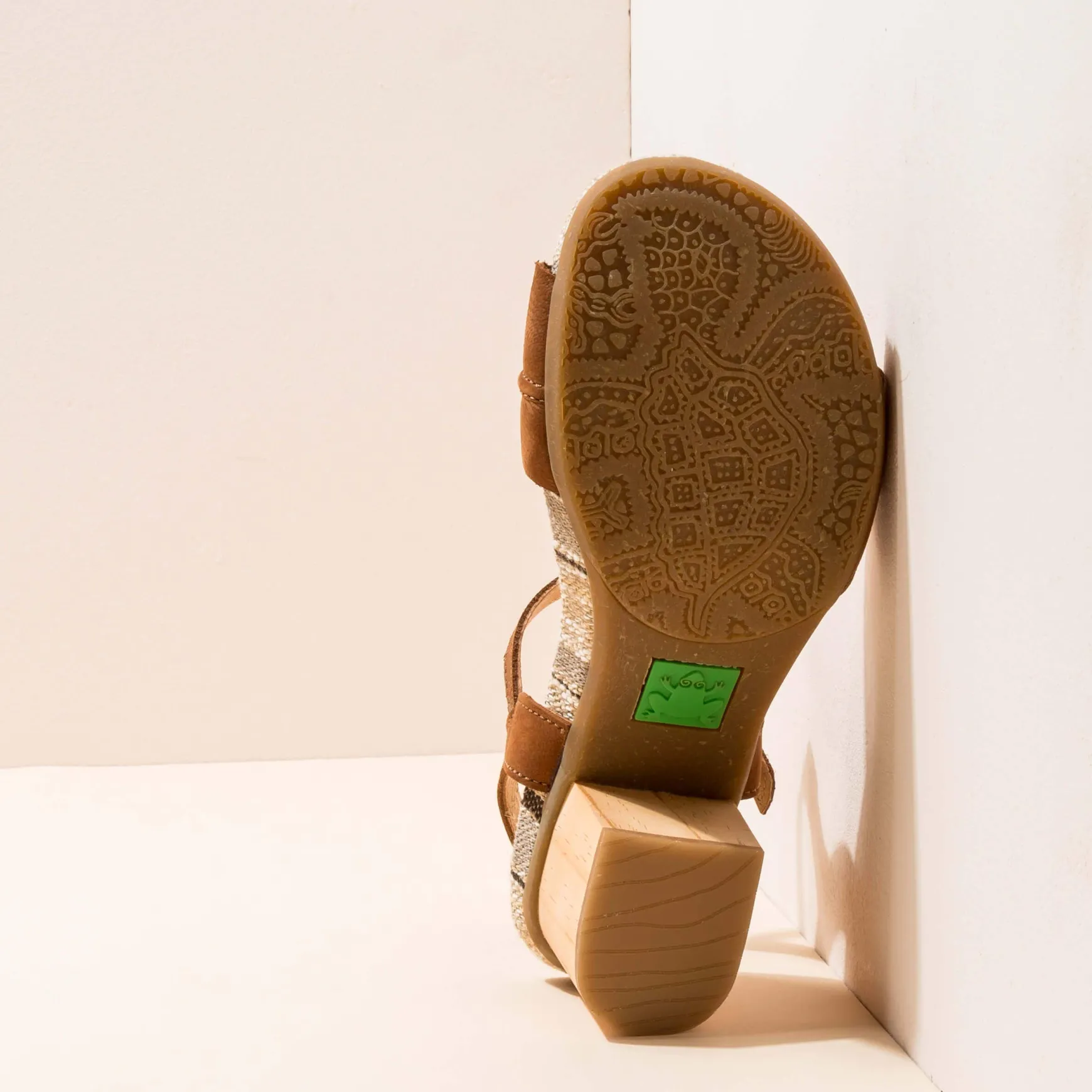 Women El Naturalista Sandals|Sandals With Heel|5561 DEBA