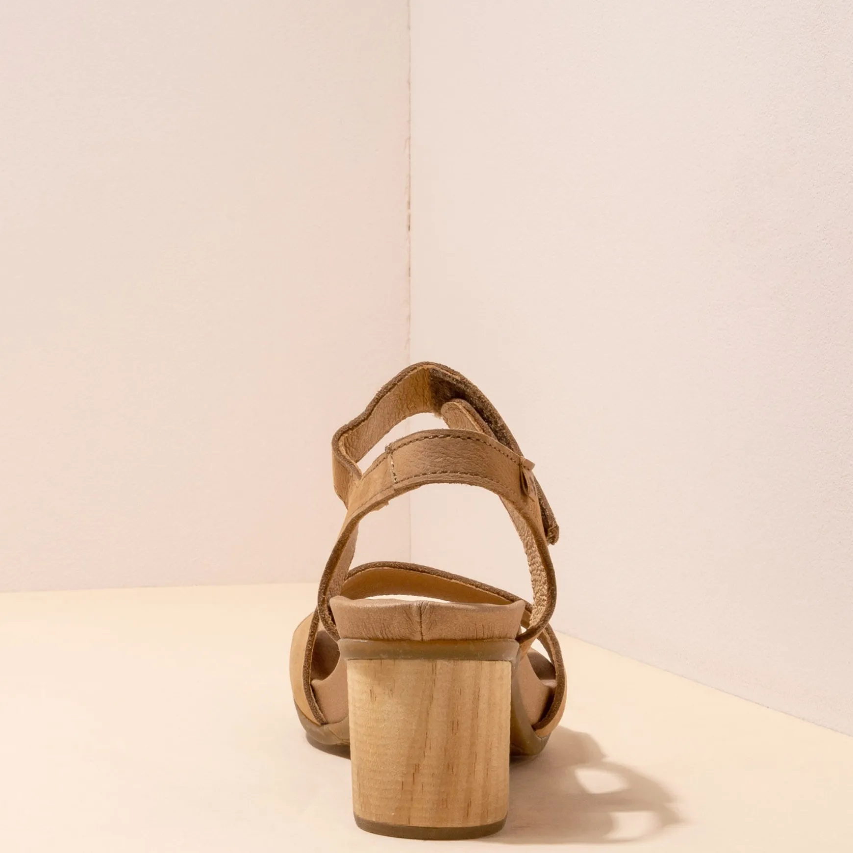 Women El Naturalista Sandals|Sandals With Heel|5564 DEBA
