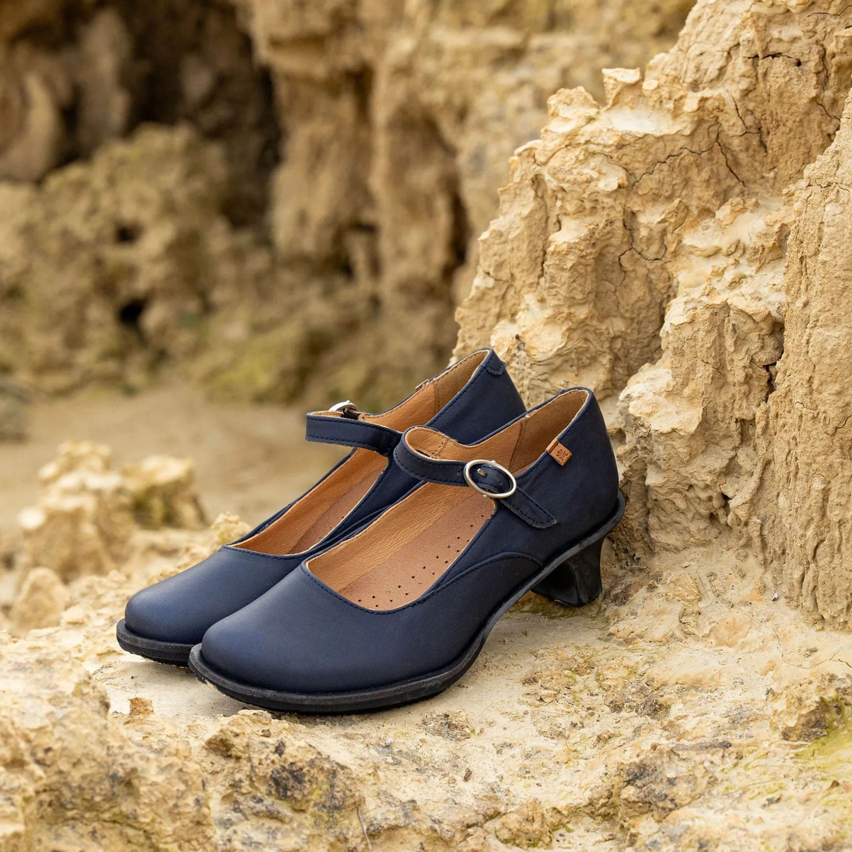 Women El Naturalista Heeled Shoes|5996 IGUSA