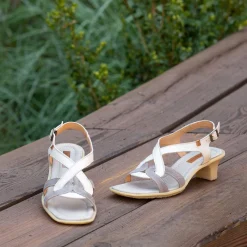 Women El Naturalista Sandals|5992 IGUSA