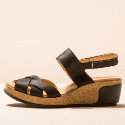 Women El Naturalista Sandals|5008 LEAVES