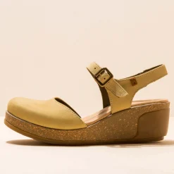 Women El Naturalista Sandals|5001 LEAVES