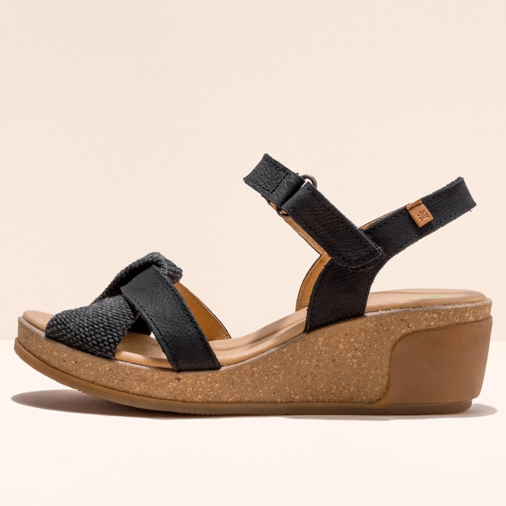 Women El Naturalista Sandals|5038 LEAVES