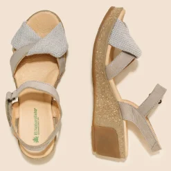 Women El Naturalista Sandals|5038 LEAVES