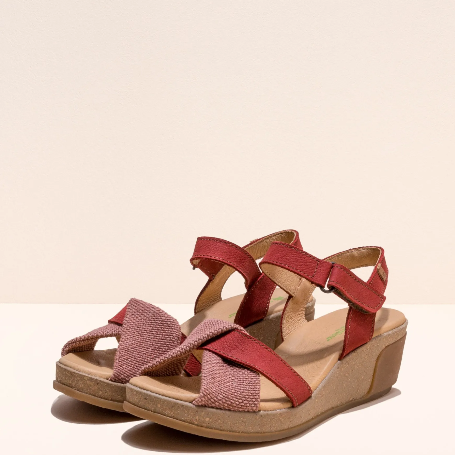 Women El Naturalista Sandals|5038 LEAVES