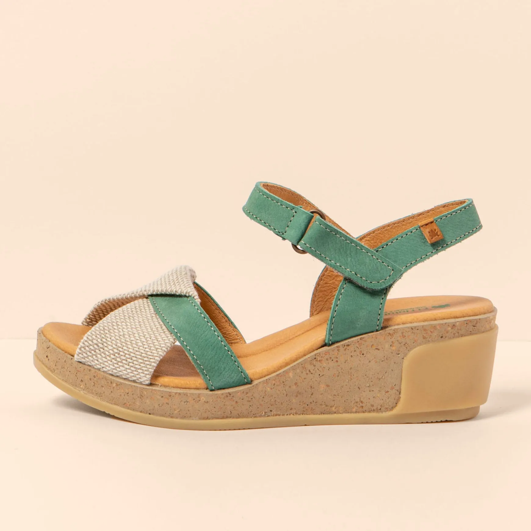 Women El Naturalista Sandals|5038 LEAVES