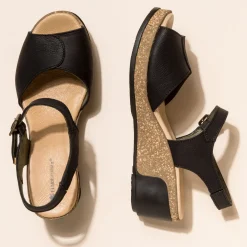 Women El Naturalista Sandals|5000 LEAVES