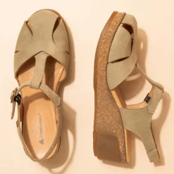 Women El Naturalista Sandals|5029 LEAVES