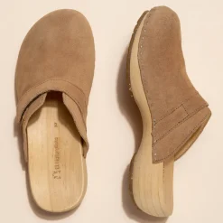 Women El Naturalista Clogs|5834 SHOKUNIN