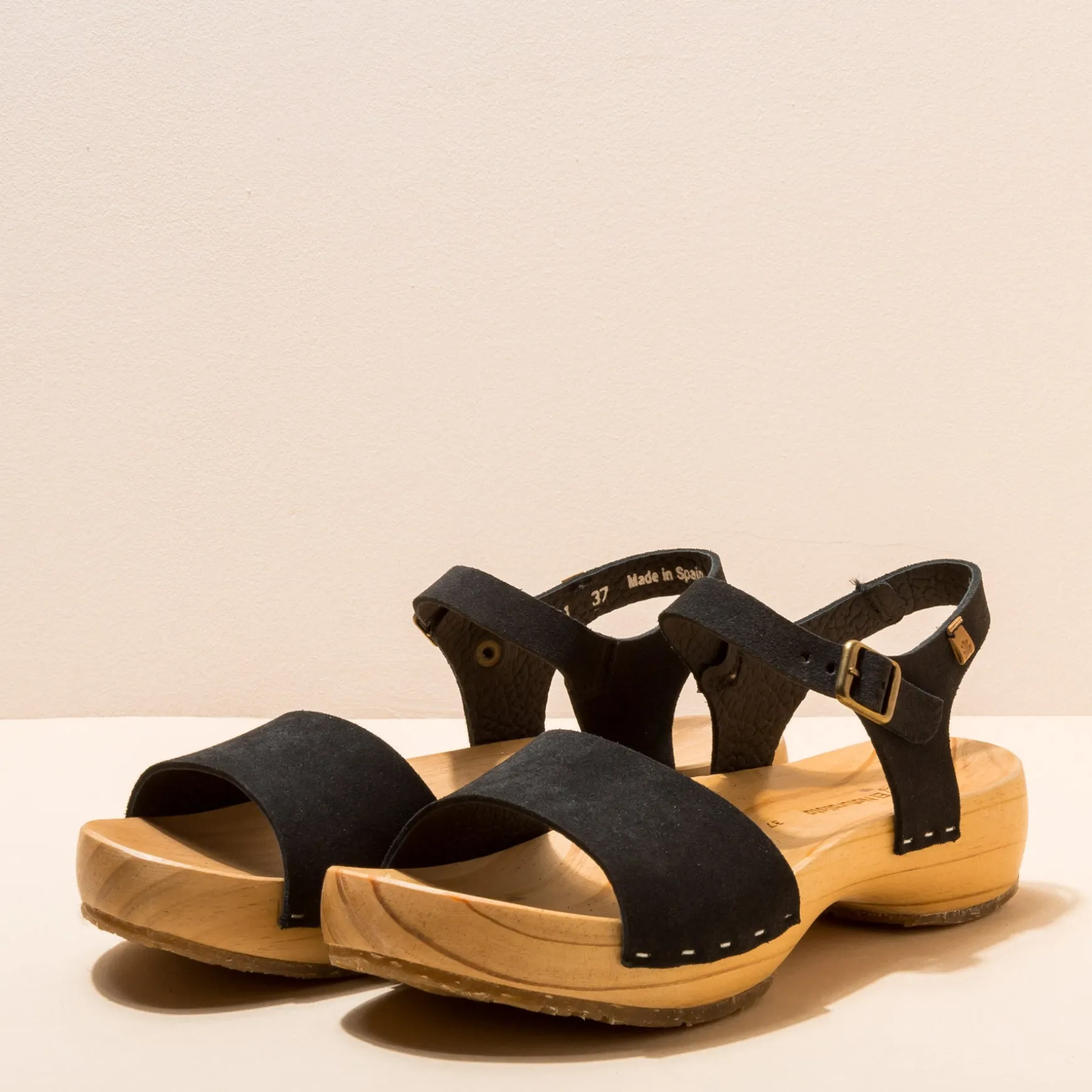 Women El Naturalista Sandals|5831 SHOKUNIN