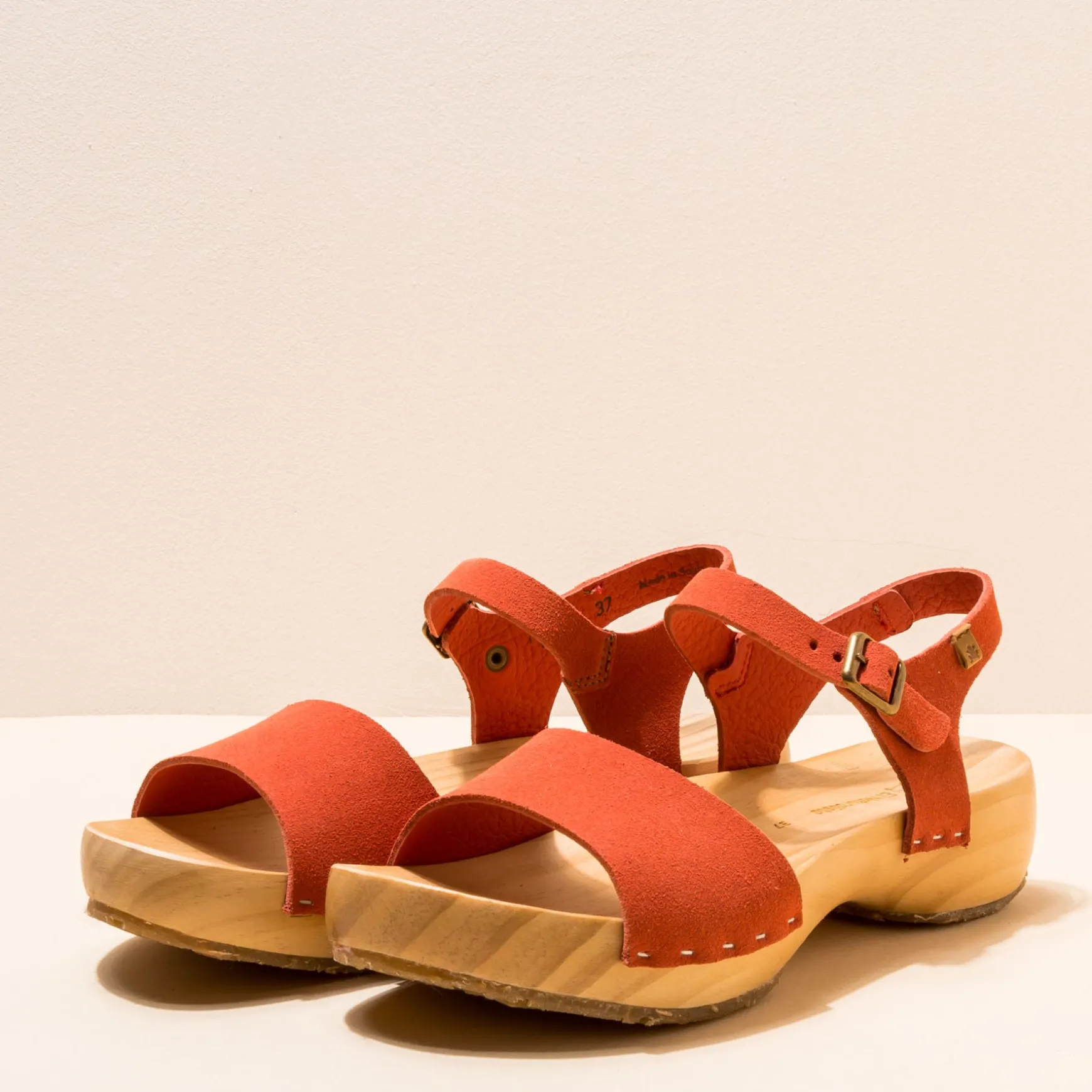 Women El Naturalista Sandals|5831 SHOKUNIN