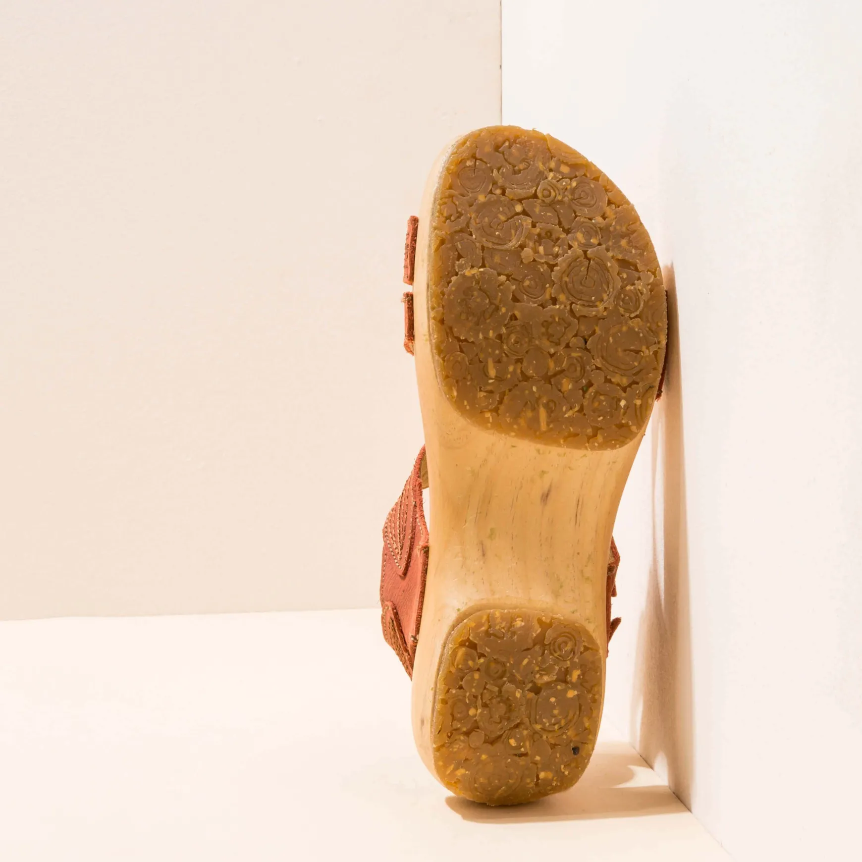 Women El Naturalista Sandals|5830 SHOKUNIN