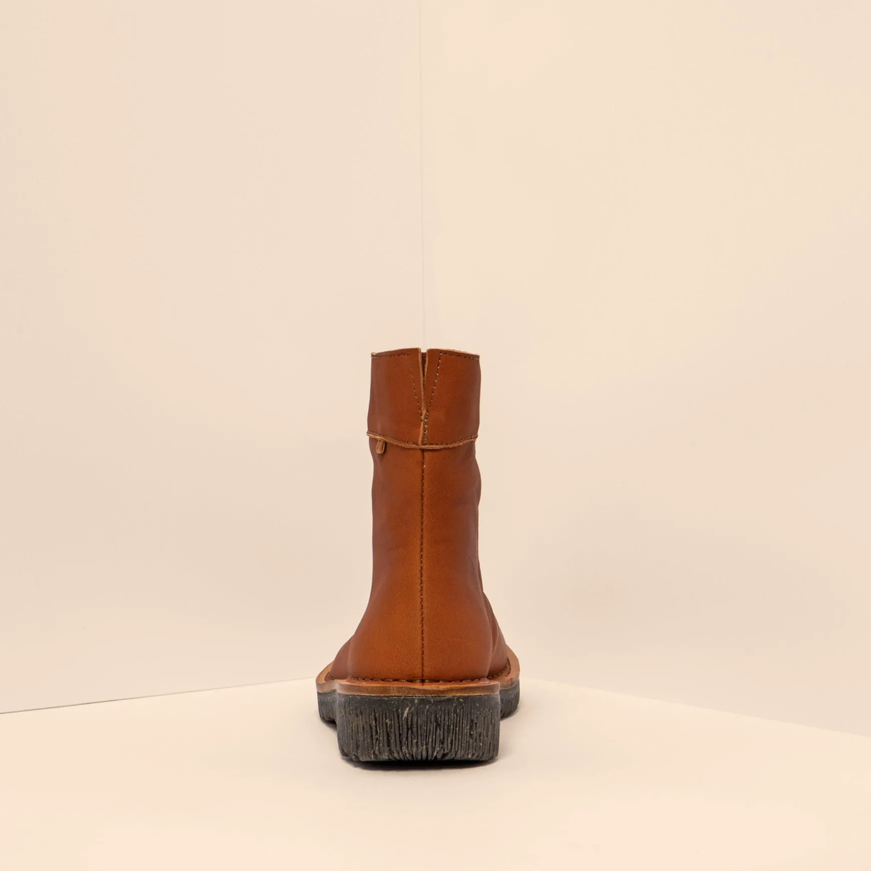 Women El Naturalista Ankle Boots|5581 VOLCANO