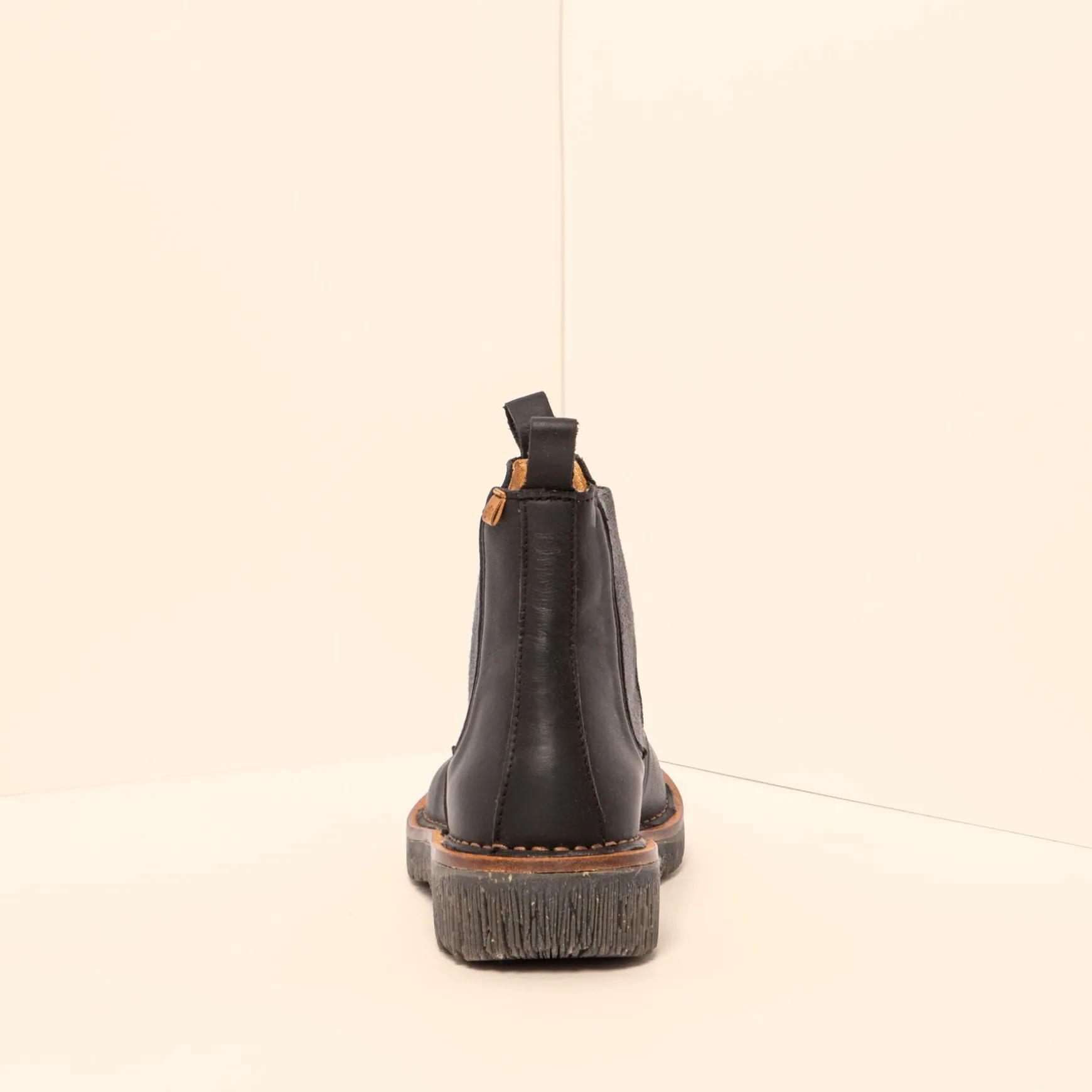 Women El Naturalista Ankle Boots|5582 VOLCANO