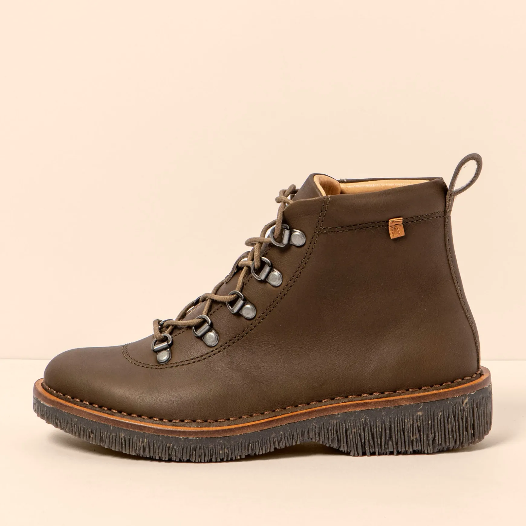 Women El Naturalista Ankle Boots|5583 VOLCANO
