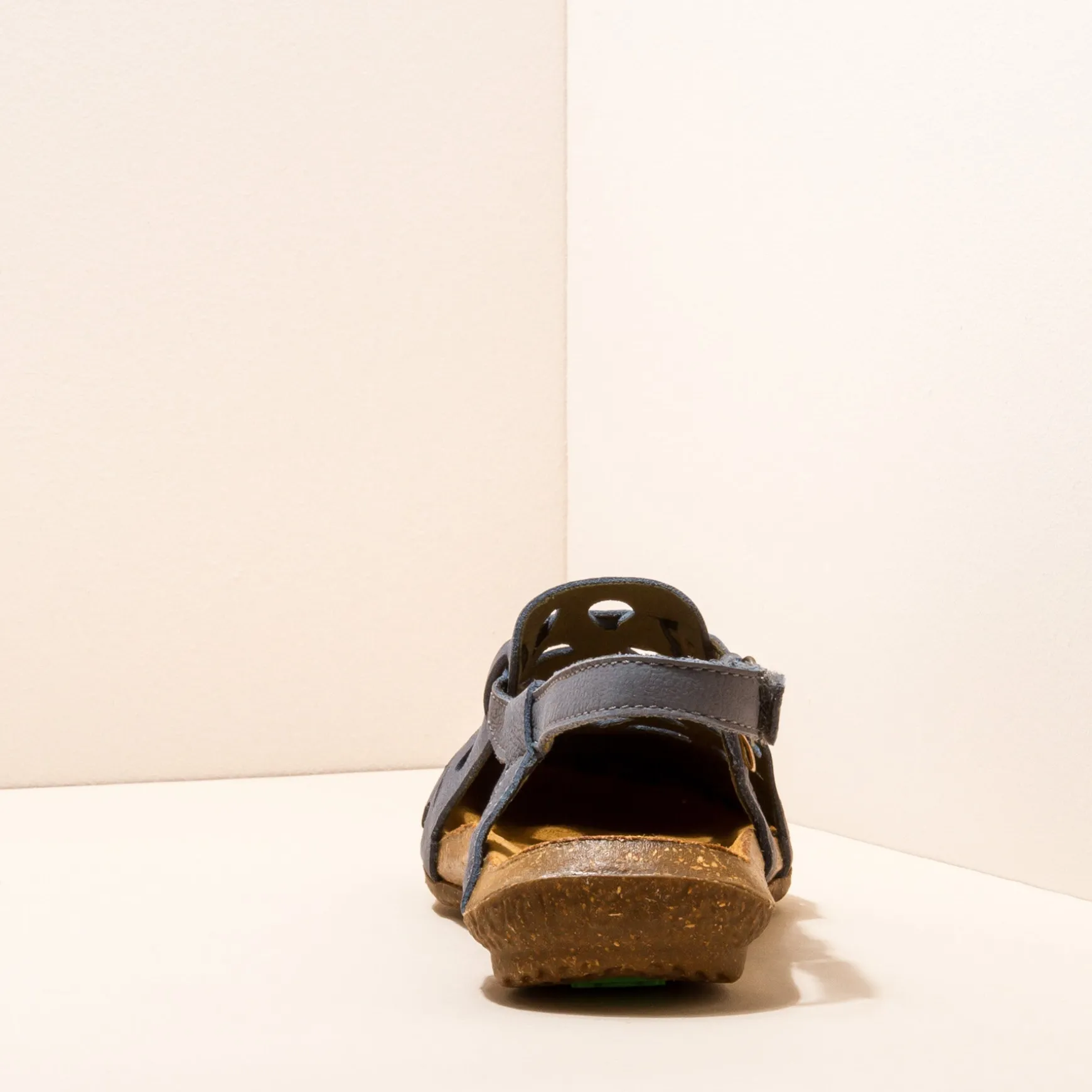 Women El Naturalista Sandals|5063 WAKATAUA