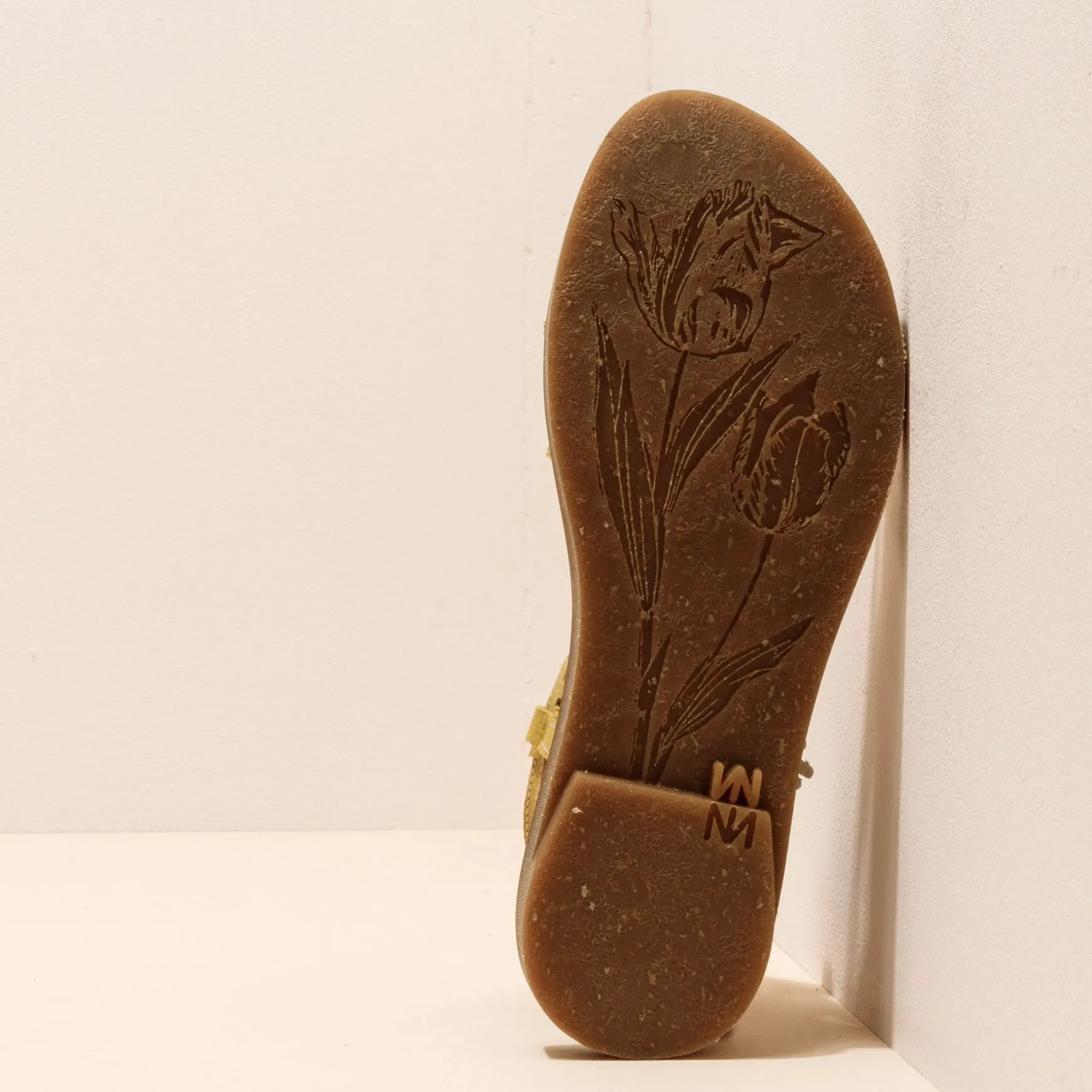 Women El Naturalista Sandals|5193F TULIP