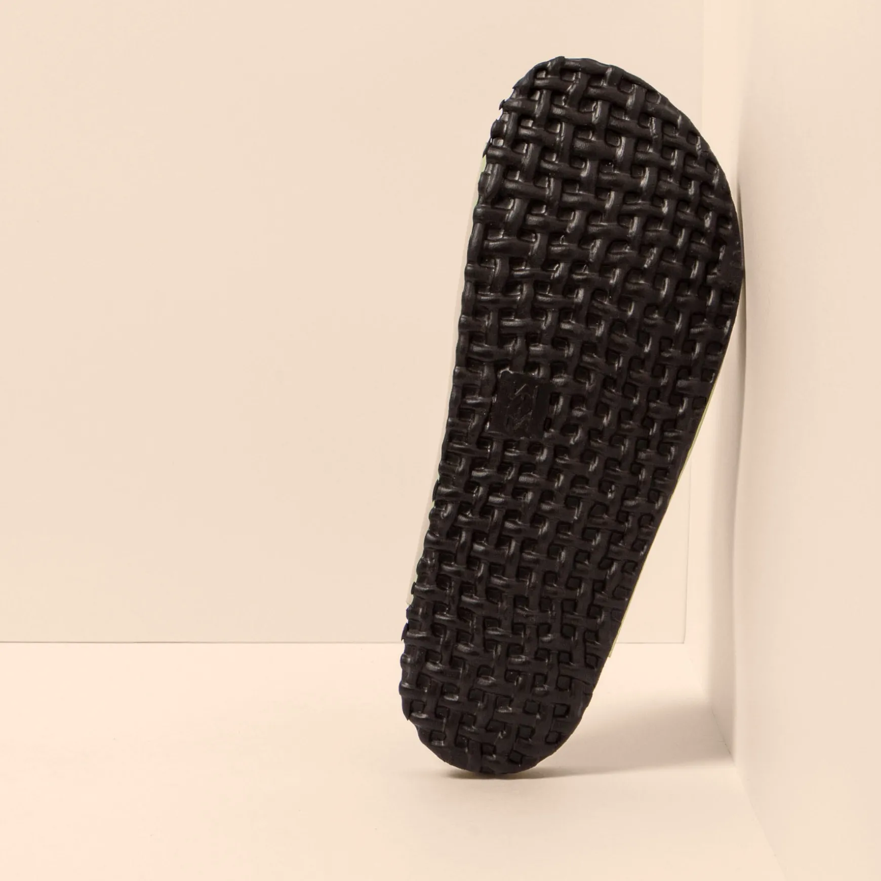 Women El Naturalista Sandals|Sandals|NE50 WARAJI