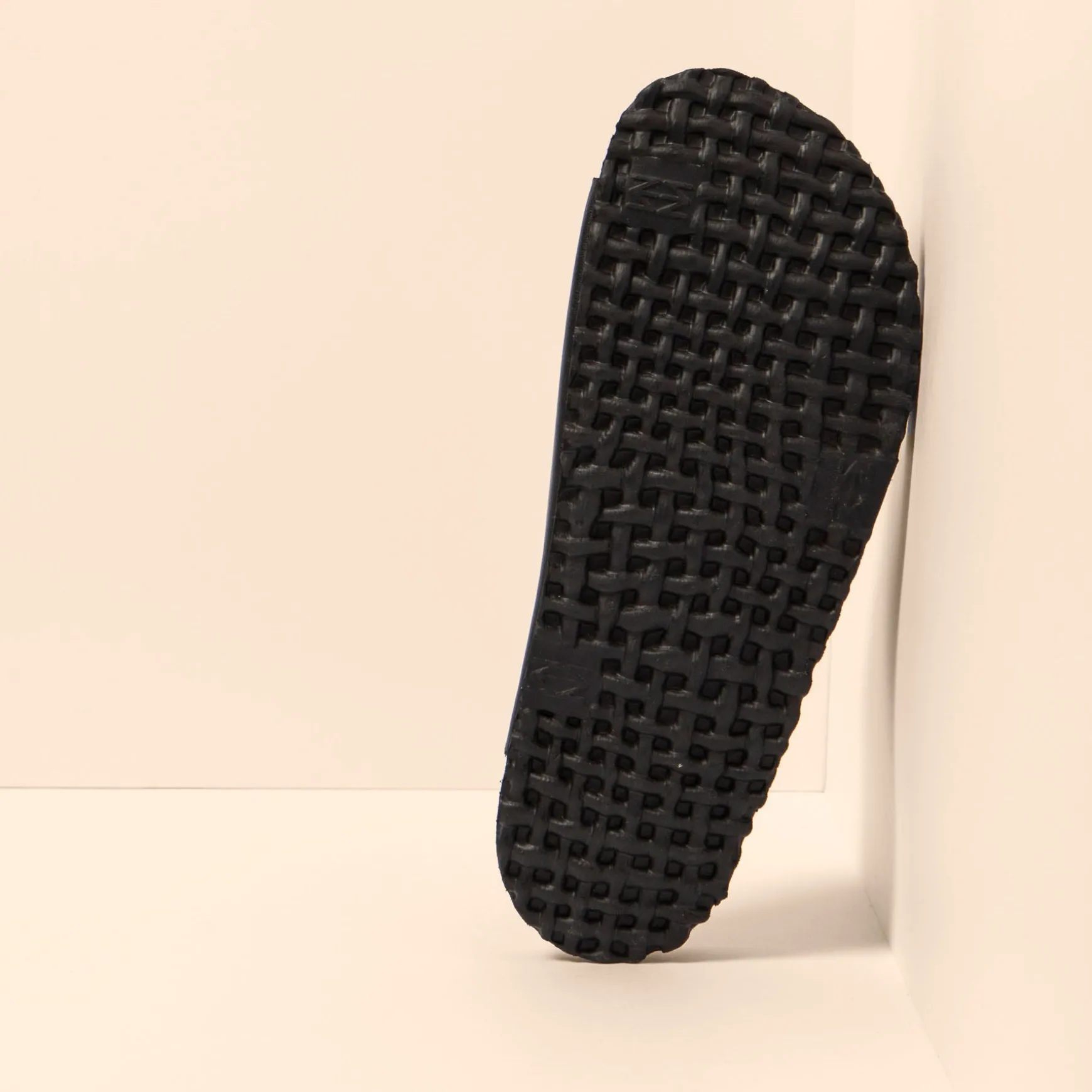 Women El Naturalista Sandals|Sandals|NE50 WARAJI