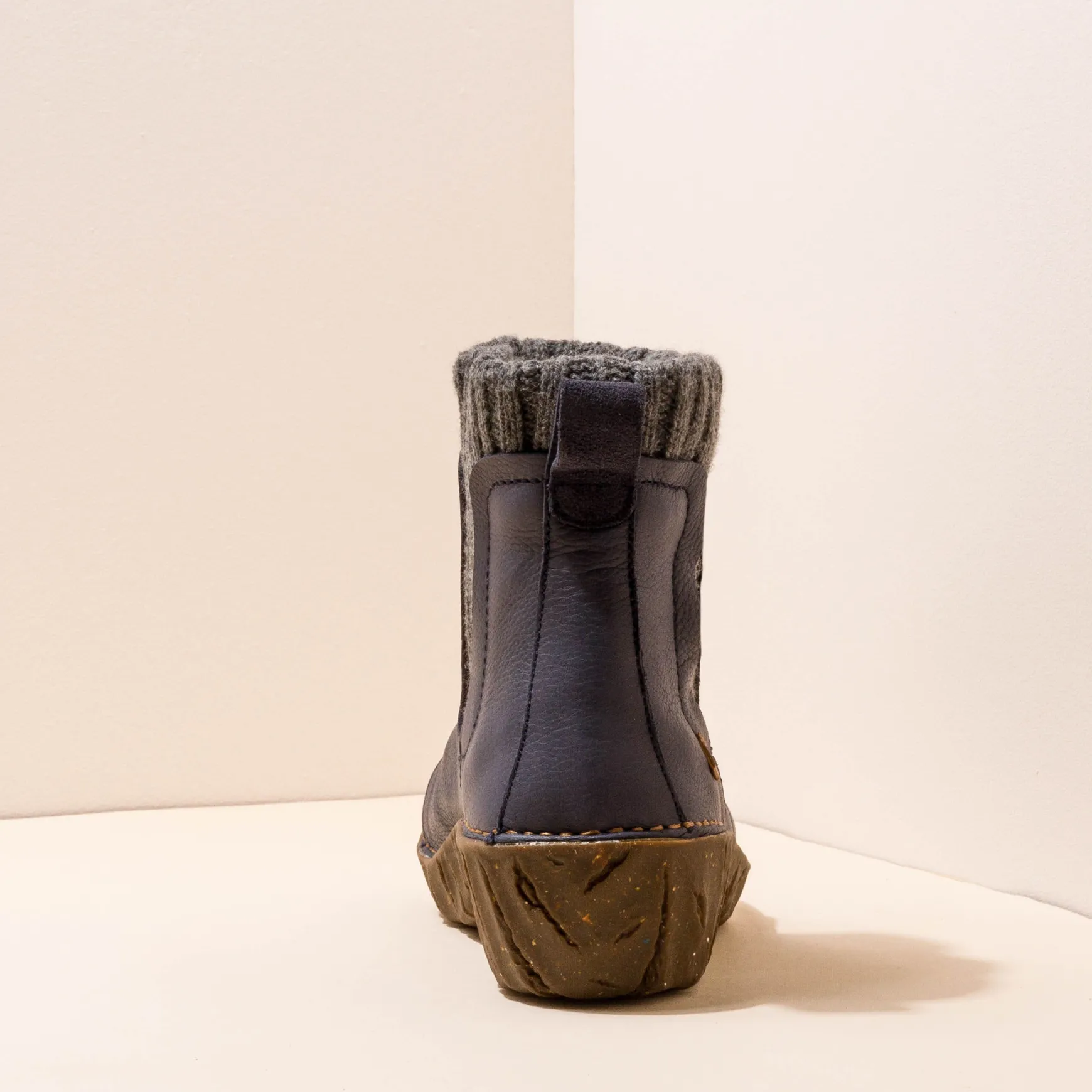 Women El Naturalista Ankle Boots|NE23 YGGDRASIL