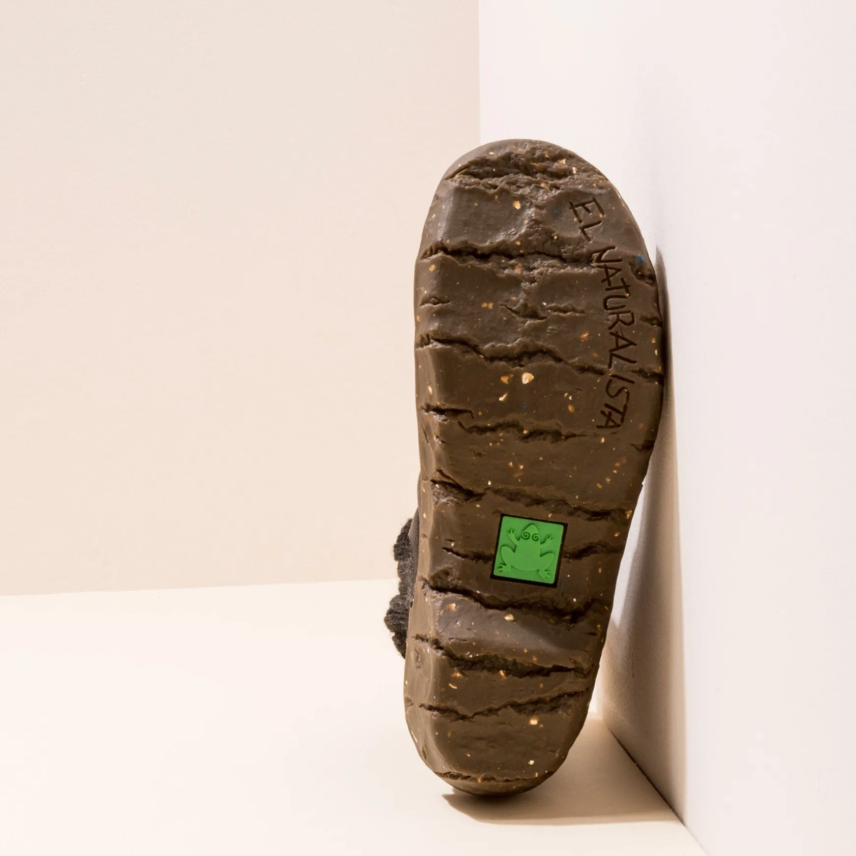 Women El Naturalista Ankle Boots|NE23 YGGDRASIL
