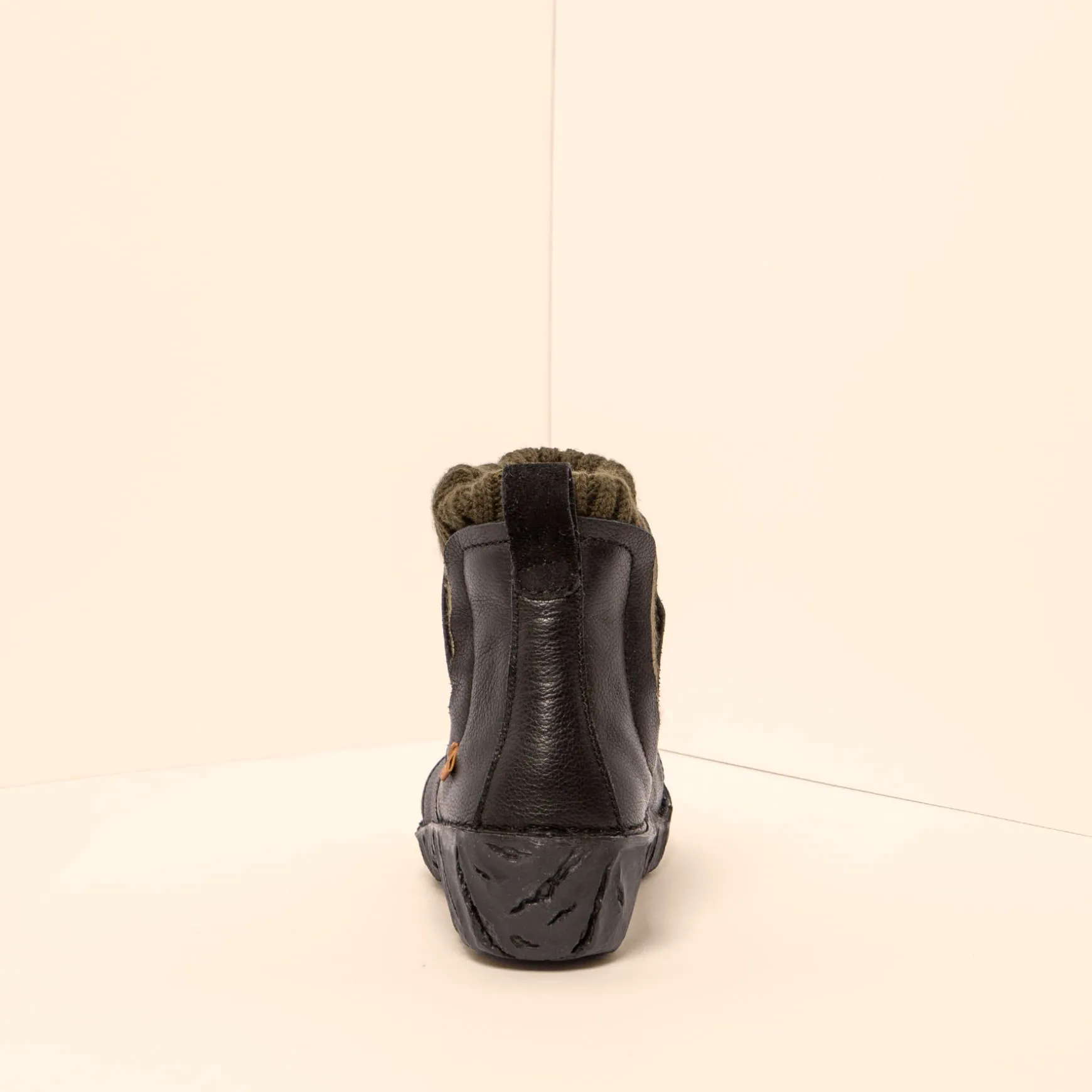 Women El Naturalista Ankle Boots|NE23 YGGDRASIL