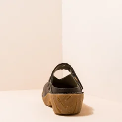 Women El Naturalista Clogs|NG96 YGGDRASIL