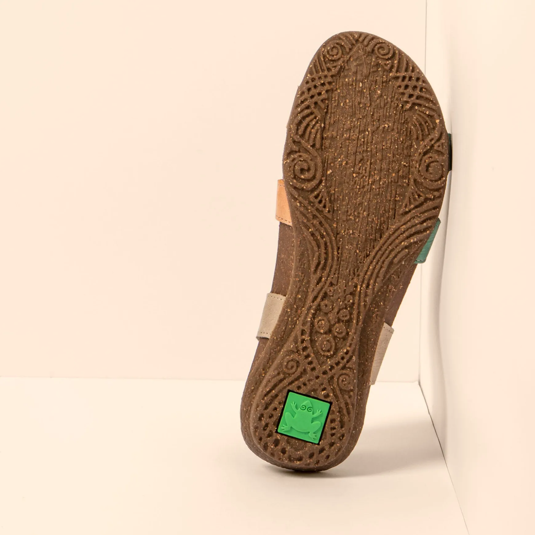 Women El Naturalista Sandals|5079S WAKATAUA