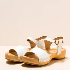 Women El Naturalista Sandals|5831T SHOKUNIN